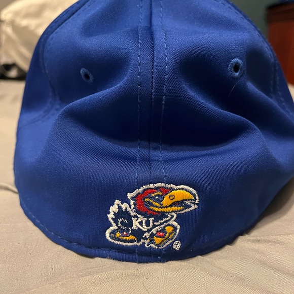 Kansas Jayhawks On-Field Baseball Hat - Picture 3 of 4